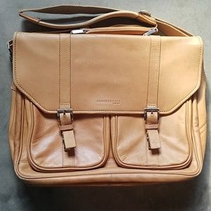 Kenneth Cole Leather Messenger Bag Briefcase